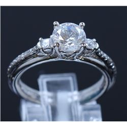 Silver & Cubic Zirconia Ring:4.05gms/Cubic Zirconia:0.41ct