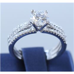 Silver & Cubic Zirconia Ring:4.40 gms/Cubic Zirconia:0.36ct