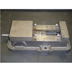 Kurt Precision Angle Lock Vise M/N:D60-1 R