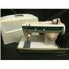 Image 1 : SINGER SEWING MACHINE