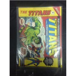 VINTAGE 1975 THE TITANS W/ THE SENSATIONAL CAPTAIN MARVEL COMIC BOOK