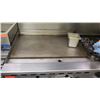 Image 2 : Vulcan 6-Burner Gas Range 72",  Griddle 36" (model 72CC-6B36GT), Convection Oven Combo