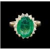 Image 2 : 4.82 ctw Emerald and Diamond Ring - 14KT Yellow Gold