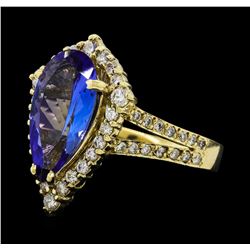 2.90 ctw Tanzanite and Diamond Ring - 14KT Yellow Gold