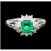 Image 2 : 0.58 ctw Emerald and Diamond Ring - Platinum