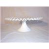 Image 2 : White opalescent cake plate