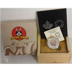 17) RCM 2015 $20 FINE SILVER COLOURED COIN LOONEY