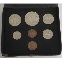 24)1974 SPECIMEN COIN SET
