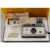 Image 1 : 102) VINTAGE KODAK INSTAMATIC 104/OUTFIT CAMERA