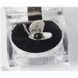 STERLING .925 SILVER ONYX STONE RING SIZE 7
