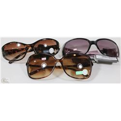 BAG OF 3 WOMENS FOSTER GRANTS SUNGLASSES