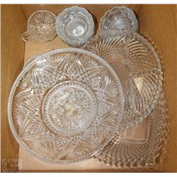 VINTAGE GLASSWARE - BOWLS, PLATTER AND FRUIT