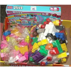 LOT OF MEGA BLOCKS W/SEALED HELLO KITTY