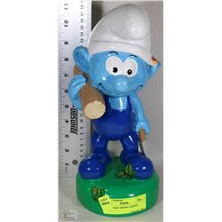 PEYO HANDY SMURF GARDEN GNOME