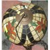 Image 1 : STAIN GLASS HANGING LIGHT