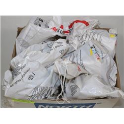 BOX WITH 6 3M HALF FACE RESPIRATORS WITH FILTERS