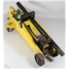 Image 1 : 2 TON FLOOR JACK WITH ARM