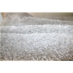 SOFT SILVER COLOR 160"X230" RUG