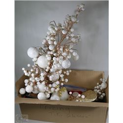 SNOWBALL TREE AND ACCESSORIES