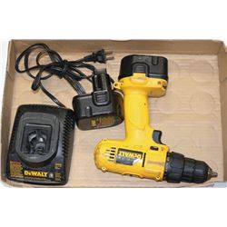 DEWALT DW907 12V DRILL WITH 2 BATTERIES & CHARGER