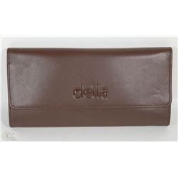 NEW DELLA LEATHER KAREN WALLET MOCHA COLOR