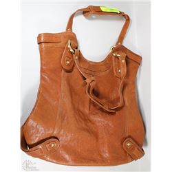 NEW DELLA LEATHER KAITLYN TOTE MAHOGANY COLOR