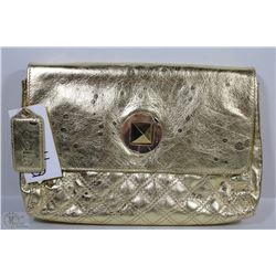 NEW DELLA LEATHER ELISE THE ENCORE CLUTCH GOLD