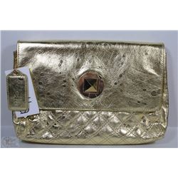 NEW DELLA LEATHER ELISE THE ENCORE CLUTCH GOLD