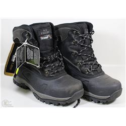 PAIR OF ICEFIELD WINTER BOOTS, SIZE 7