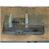 Image 1 : Kurt D-Series D60-1 R Machining Vise, 5-1/16"