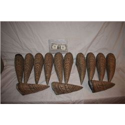 Z-CLEARANCE LAND OF THE LOST SCREEN USED HERO SLEESTAK FOOT CLAWS LOT OF 13