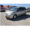 Image 2 : 2006 - TOYOTA SIENNA
