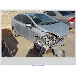 2015 - FORD FIESTA