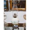 Image 1 : PORCELAIN OIL LAMP ON BRASS BASE