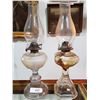 Image 1 : 2 OIL LAMPS