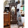 Image 1 : 19TH CENTURY OAK HALL STAND