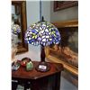 Image 1 : TIFFANY STYLE STAINED GLASS TABLE LAMP