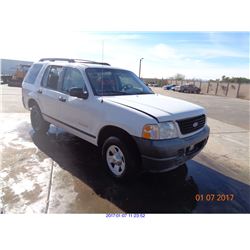 2005 - FORD EXPLORER// SALVAGE TITLE