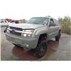 Image 2 : 2002 - CHEVROLET AVALANCHE