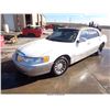 Image 2 : 1999 - LINCOLN TOWN CAR