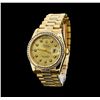Image 2 : Mens 18KT Yellow Gold Rolex 1.65ctw Diamond DayDate Watch