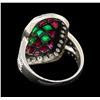 Image 3 : Ruby, Emerald and Diamond Ring - Platinum