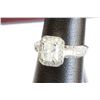 Image 3 : 14K WHITE GOLD DIAMOND RING:4.20 GRAMS/DIAMOND SIDES:0.69CT/RADIANT CUT DIAMOND CENTER :1.01CT