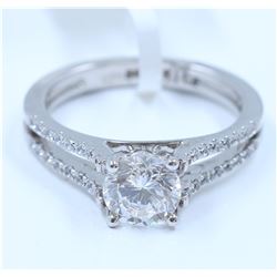 Silver & Cubic Zirconia Ring:3.11GMS/Cubic Zirconia:0.30CT