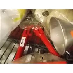 NEW BOLT CUTTERS - 24"