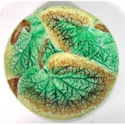 Victorian Majolica leaf design plate, decor…