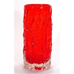 Large Whitefriars red bark design vase, 24c…