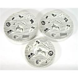 Six Ridgways Homemaker dinner plates and th…
