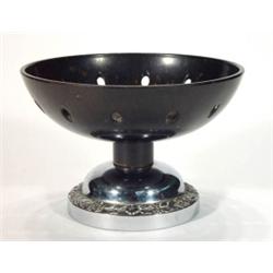 Bakelite pedestal bowl on a chrome base mou…