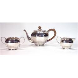 Three piece silver plated teaset, comprisin…